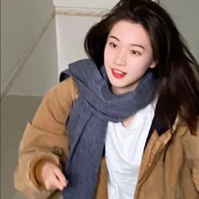 她不知道那些鸟的名字